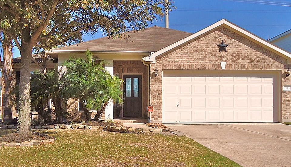 1st image of 2113 Sabine Dr