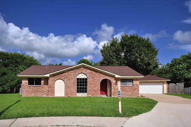 1st image of 66 Oleander Ct