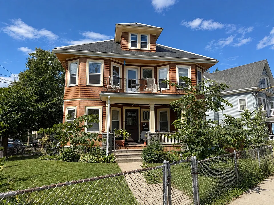 15 Warner St #1