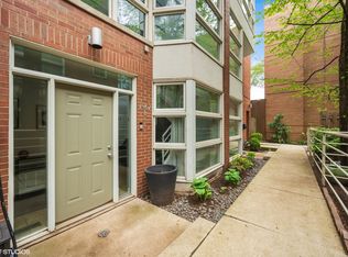 1967 N Maud Ave #B, Chicago, IL 60614
