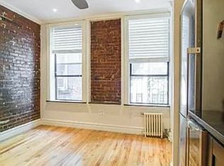215 Mott St #9, New York, NY 10012