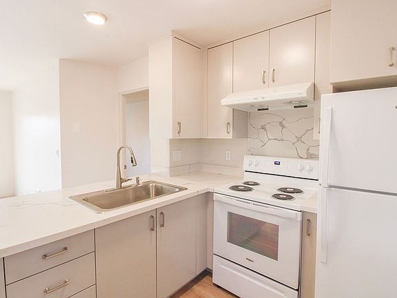 4th image of 1247 Murray St #1