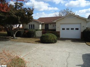 216 Lakeside Cir, Greenville, SC 29615
