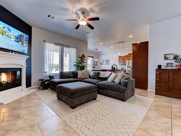 4th image of 22939 Banff Brook Way