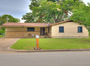 309 S 8th St, Broken Arrow, OK 74012