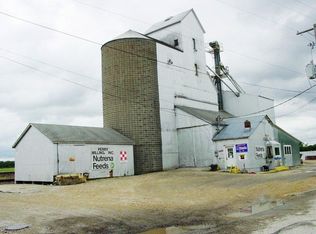 102 W Front St, Perry, KS 66073