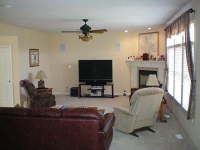 2nd image of 13482 Canyon Ln NW
