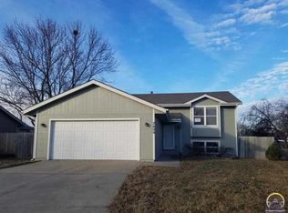 2609 SW Bingham Ct, Topeka, KS 66614