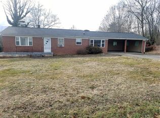 472 Alonzo McNeil Dr, Millers Creek, NC 28651