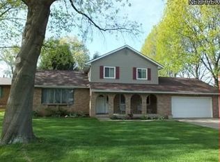 4220 Pirates Cove St NW, Massillon, OH