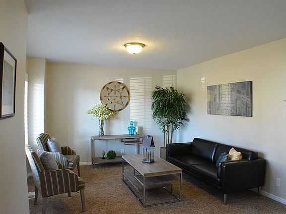 3rd image of 2820 S Silver Fox Cir