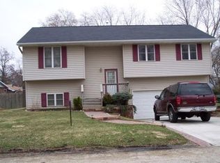 12411 235th Ave, Trevor, WI 53179