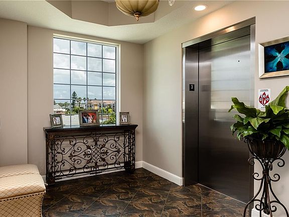 3rd image of 17730 Gulf Blvd Unit 300