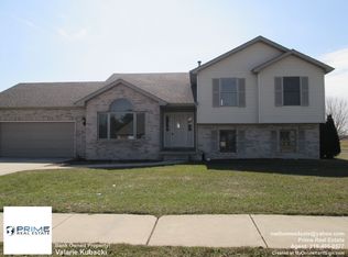 6879 Fox Tail Ave, Portage, IN 46368