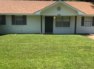11589 Harris Dr, Gulfport, MS 39503