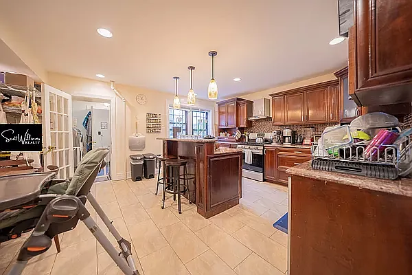 Rented by Scott Williams Realty LLC | media 12