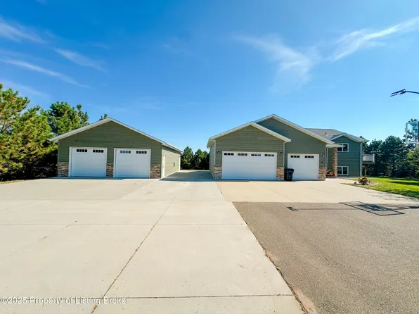 3686 115g Ave SW, Dickinson, ND 58601