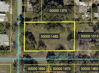 305 Whittier Ave, North Fort Myers, FL 33917