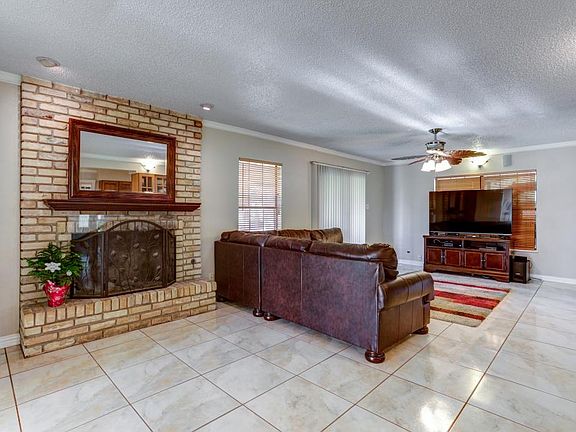 5th image of 4714 Trailwood Dr