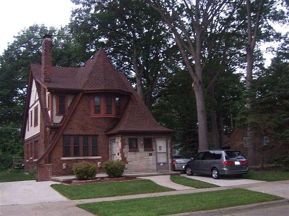 3rd image of 8633 Grayfield St APT 2