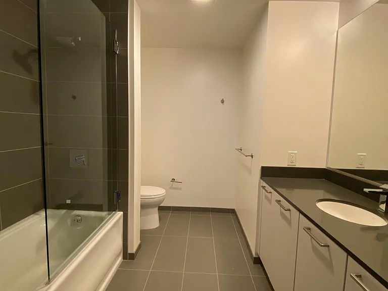 1075 Market St — Photo 15