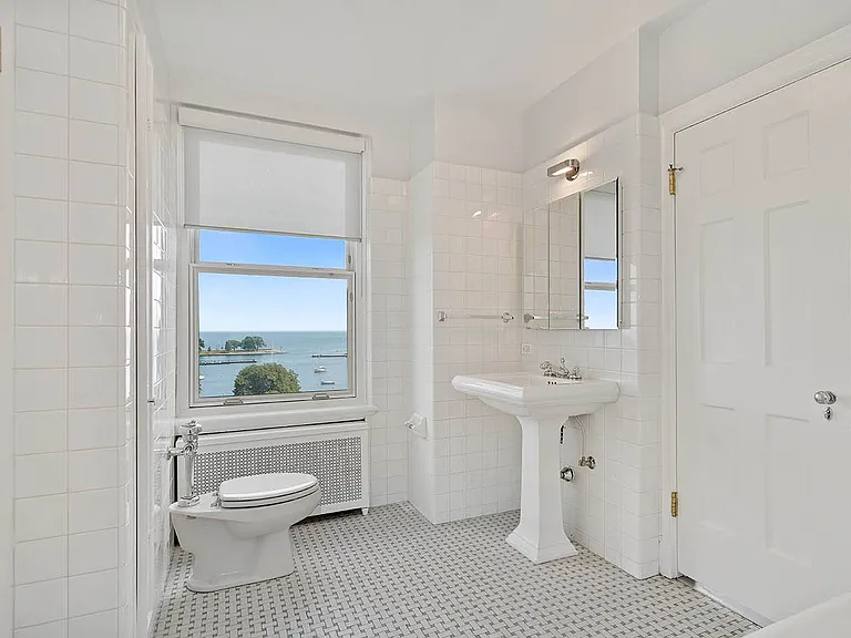 3240 North Lake Shore Drive — Photo 12