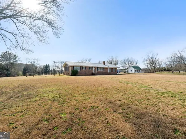 37 Adams Rd, Meansville, GA 30256