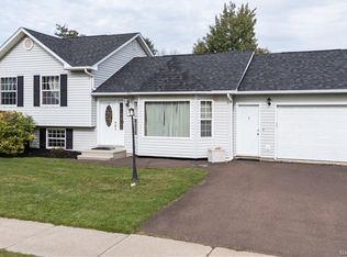 301 Worthington Ave, Moncton, NB E1C 0B7