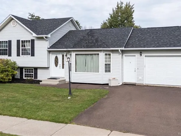 301 Worthington Ave, Moncton, NB E1C 0B7