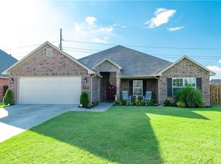 7286 Devonshire Ave, Springdale, AR 72762