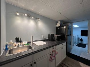 20 Elmwood St #B, Worcester, MA 01602