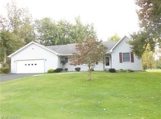 6970 Richard Dr, Brookfield, OH 44403
