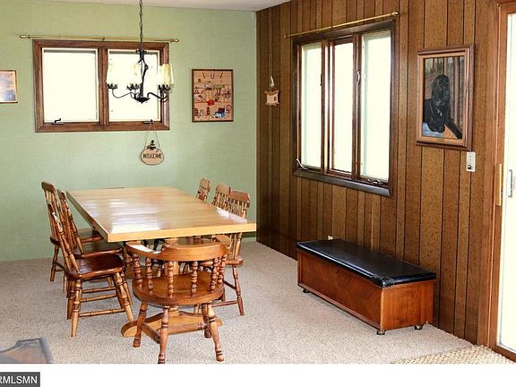 3rd image of 17216 River Ln