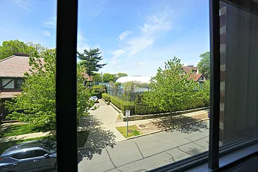 Sold by Anna Pinto Realty