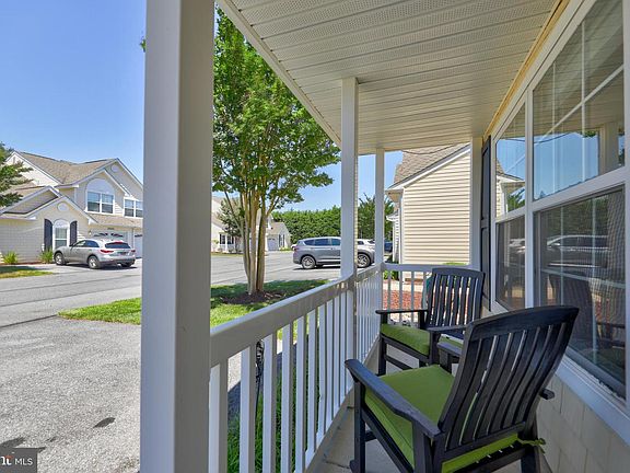 3rd image of 20290 Flagler Ct #38