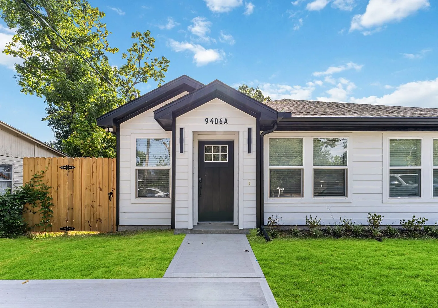 3 bed 2 bath Modern Home — Photo 1