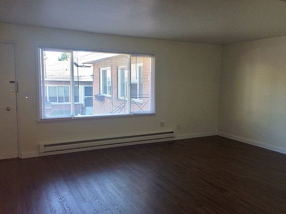 3rd image of 6217 1/2 5th Ave NW