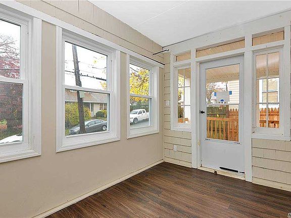 3rd image of 1 Woodland Ave