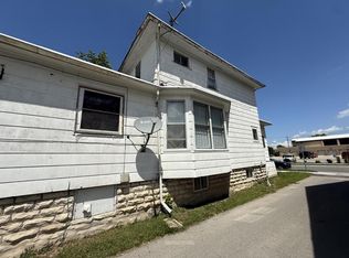 98 Marquette St, Fond Du Lac, WI 54935