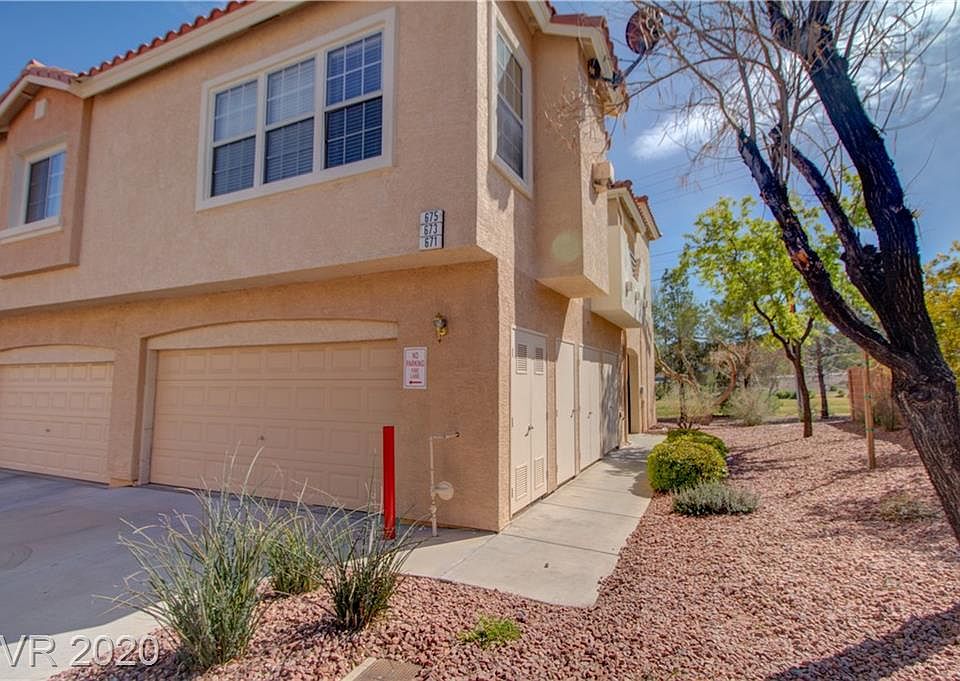 1st image of 671 Bay View Dr #671