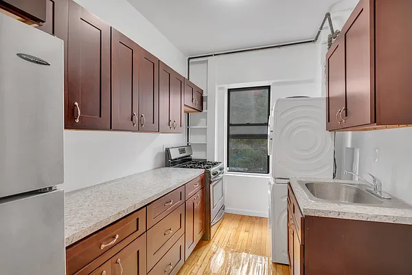 Rented by Compass | media 8