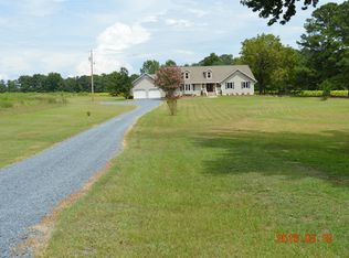 428 Doubs Chapel Rd, West End, NC 27376