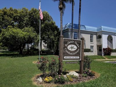 1975 W Bay Dr APT 305, Largo, FL, 33770