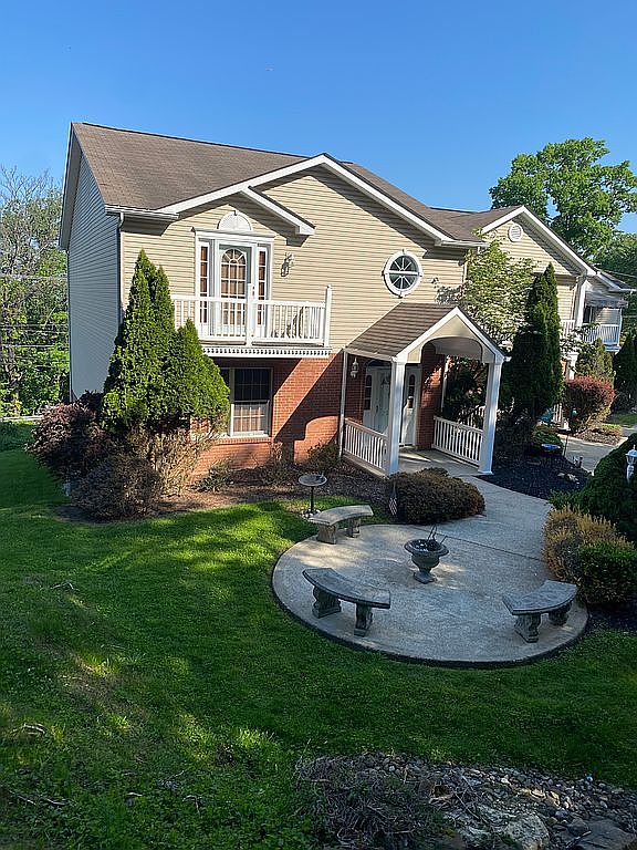 2007 Ridge Rd