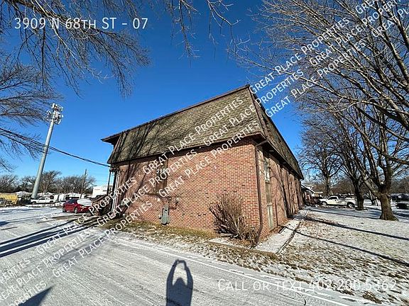 3rd image of 3909 N 68th St APT 7