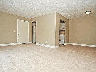 living room dining area