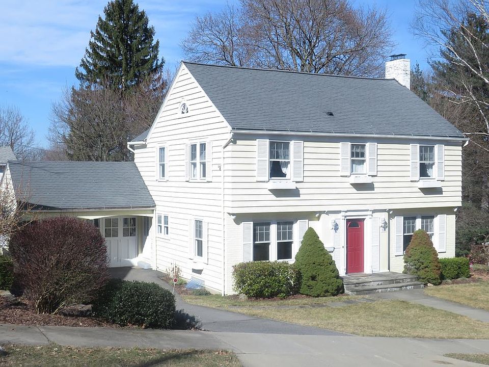 1st image of 8 Hillside Ave
