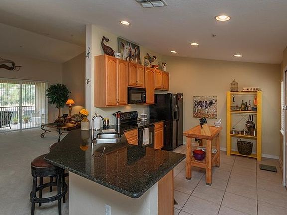 4th image of 2579 San Tecla St Unit 104