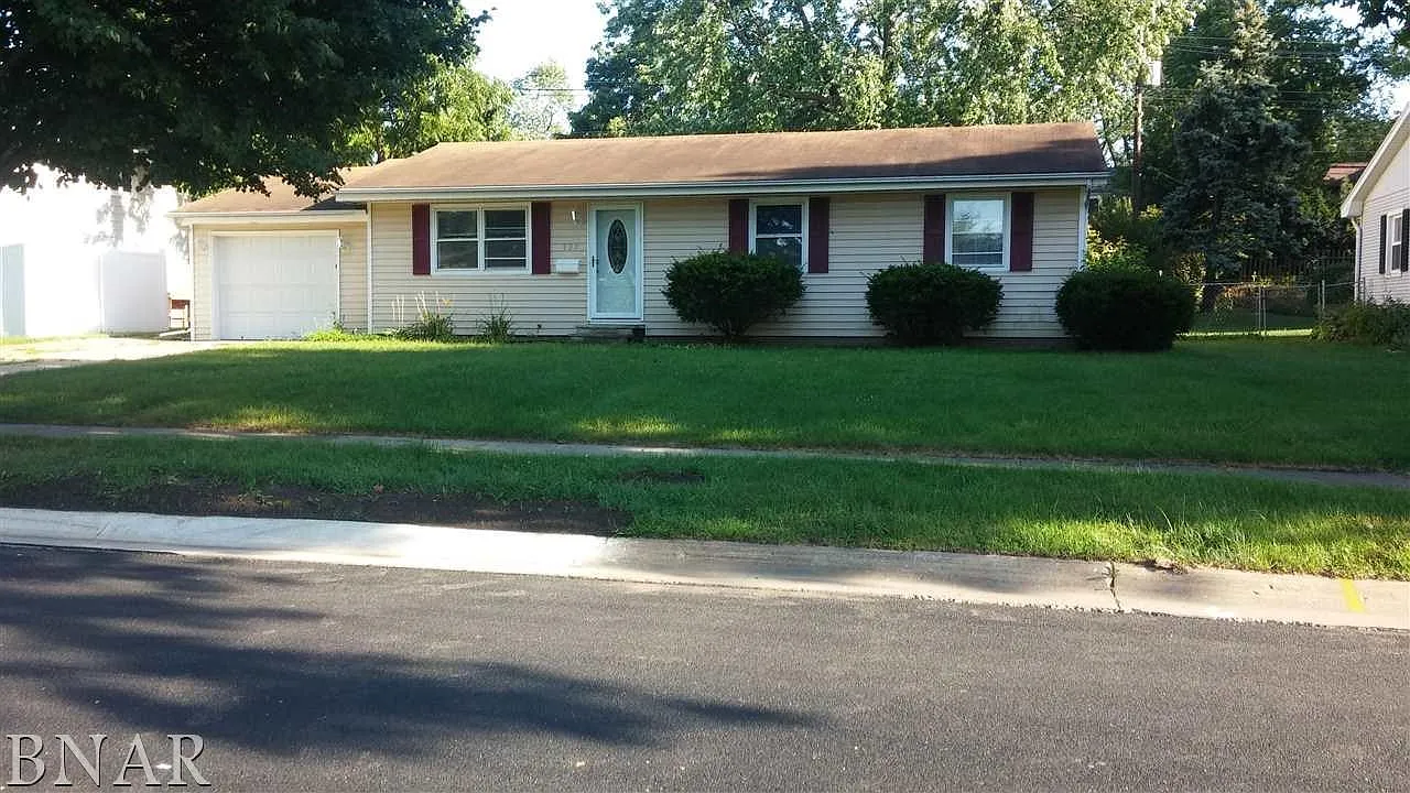 327 Rowe Dr photo 1