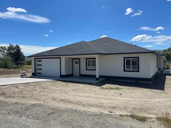907 Kitty Ave, Benton City, WA 99320